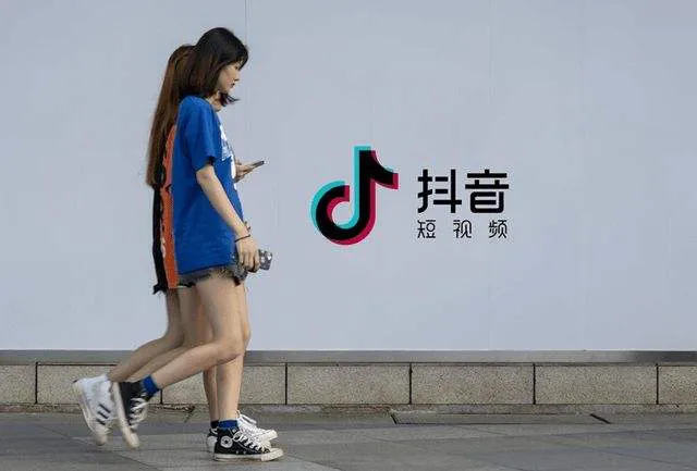 抖音9块9，“硬刚”拼多多