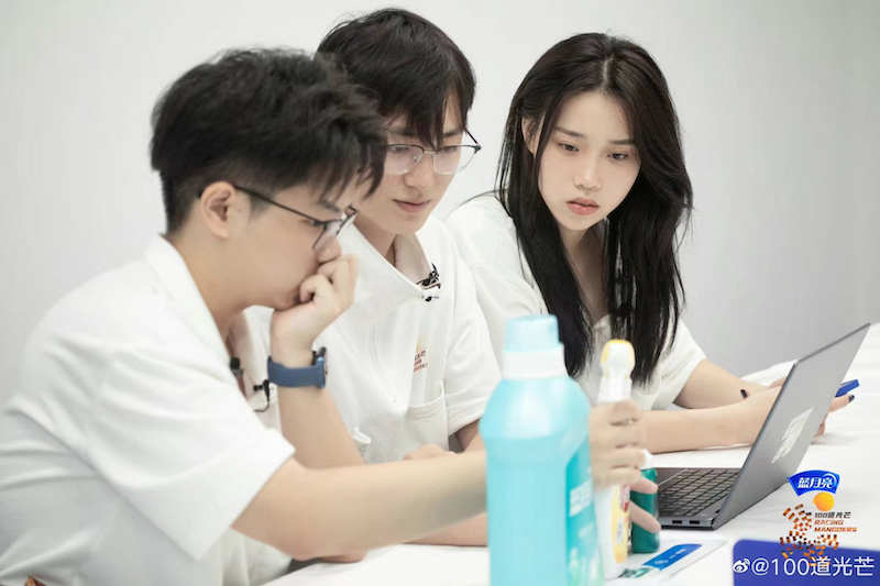 长视频终于向「电商」出手了