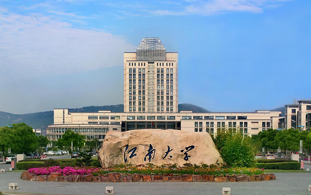 被夸优等生的柳州，全靠螺蛳粉护体？