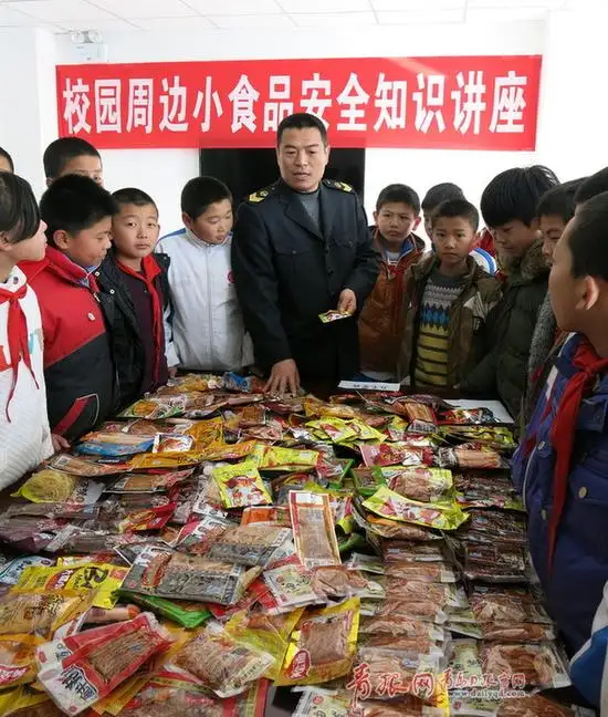 “辣条界的杜蕾斯”卫龙即将上市，是谁撑起了它600亿的估值？