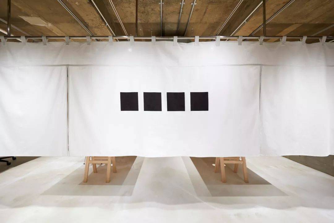 比原研哉还极简?佐藤可士和新作“三角饭团”logo设计引争议,网友:这玩意儿在国内能过审?