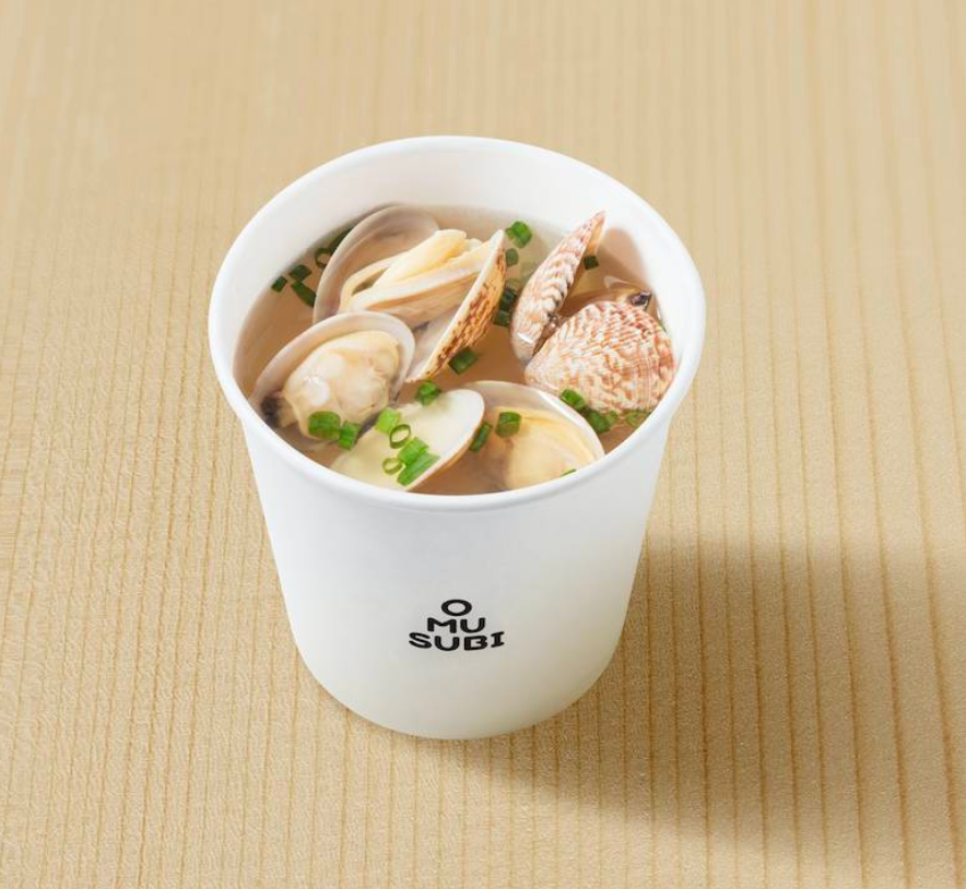 比原研哉还极简?佐藤可士和新作“三角饭团”logo设计引争议,网友:这玩意儿在国内能过审?