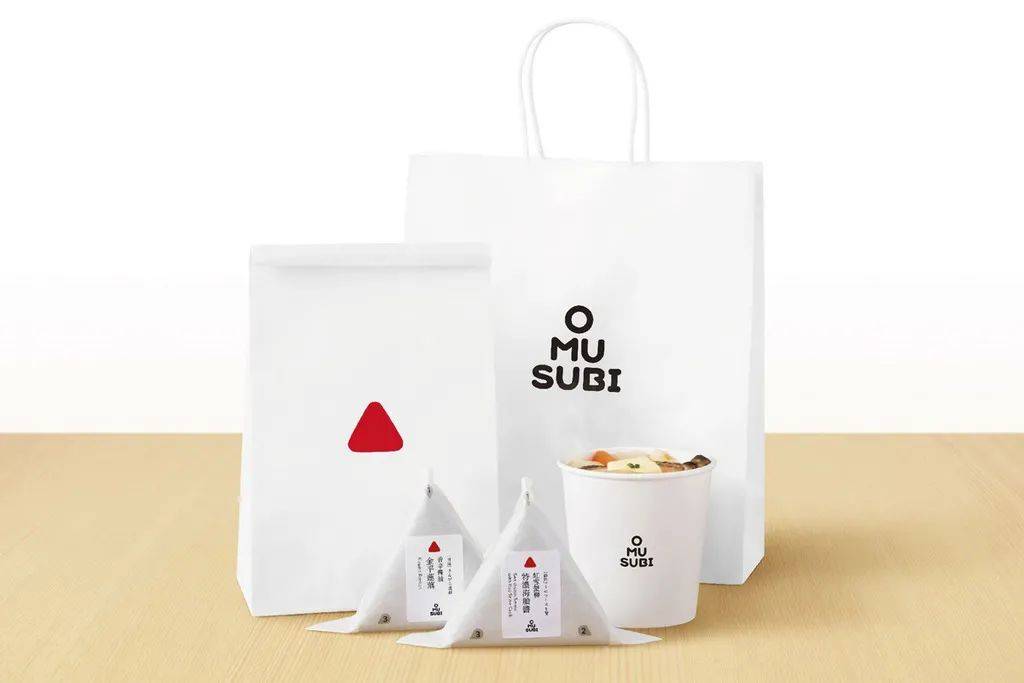 比原研哉还极简?佐藤可士和新作“三角饭团”logo设计引争议,网友:这玩意儿在国内能过审?