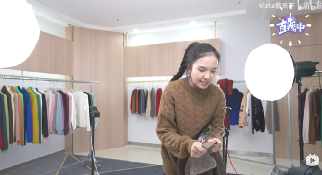 00后记者挑战做直播3场赚4千，这是什么概念？背后的一点思考