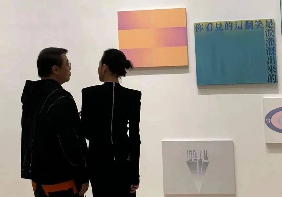 蔡康永开“冤种”艺术展，周杰伦一口气买3张？批发进货式购买，引粉丝不解！网友：看不懂啊，这也算艺术品？